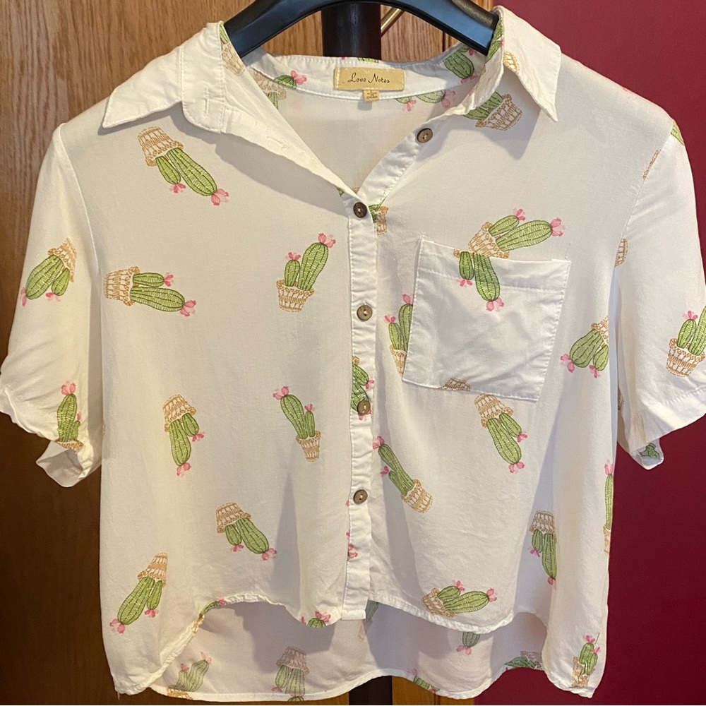 Cute cactus print top 🌵